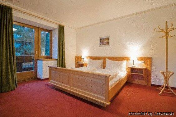 Hotel Reitlwirt Brixen im Thale Pokoj fotografie